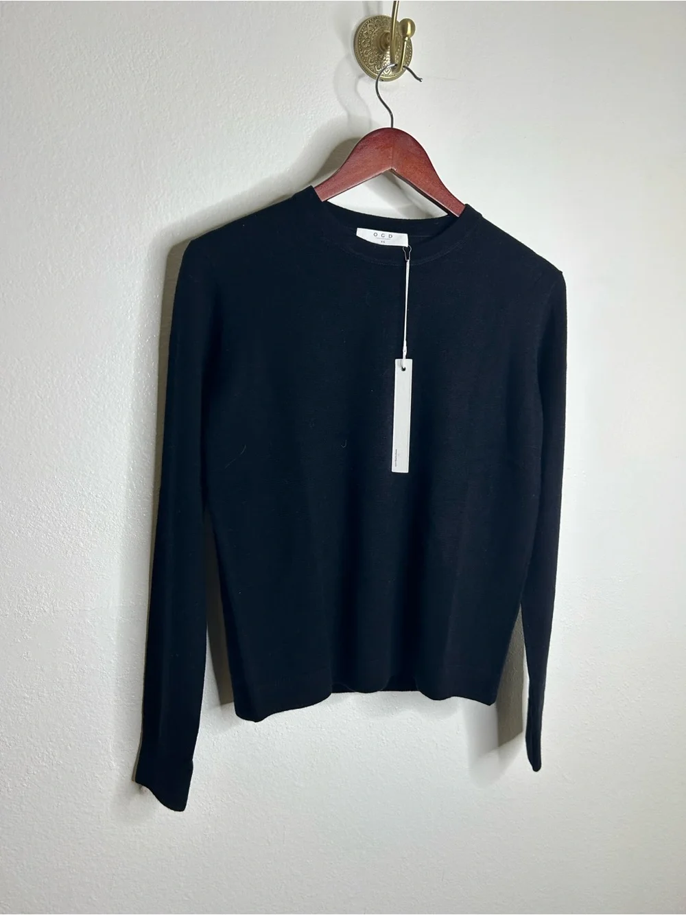 NWT One Grey Day 100% Merino Wool Fine Knit Black Crew Neck Pullover Sweater